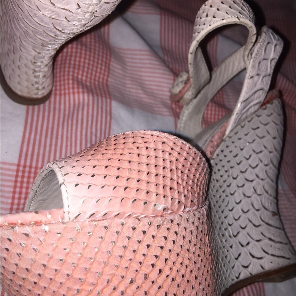 π HOST PICK π Alice+Olivia by Stacey Bendet sizeβ 37.5 - Picture 7 of 16